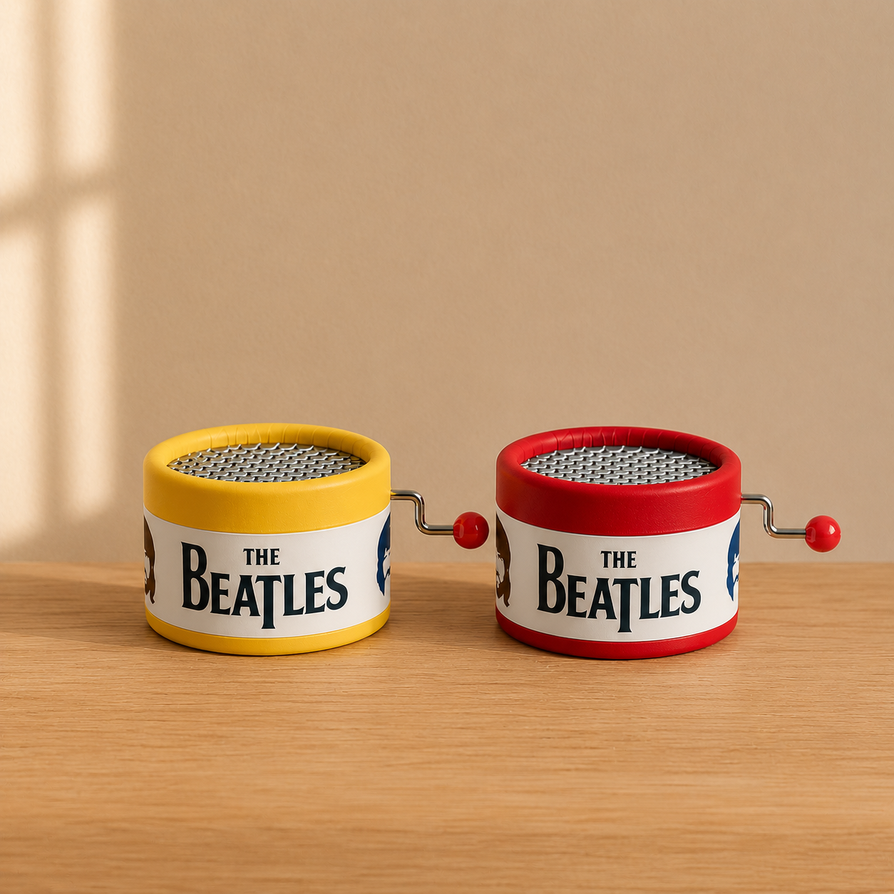 PACK 2 CAJITAS BEATLES: Here comes the sun, Yesterday, Yellow submarine, And I love her